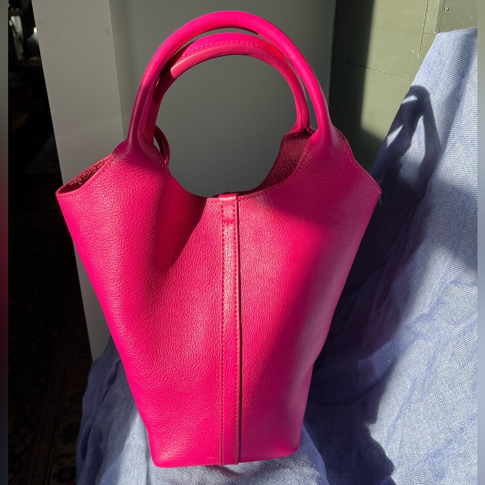 Lotuff Leather The One-Piece Bag